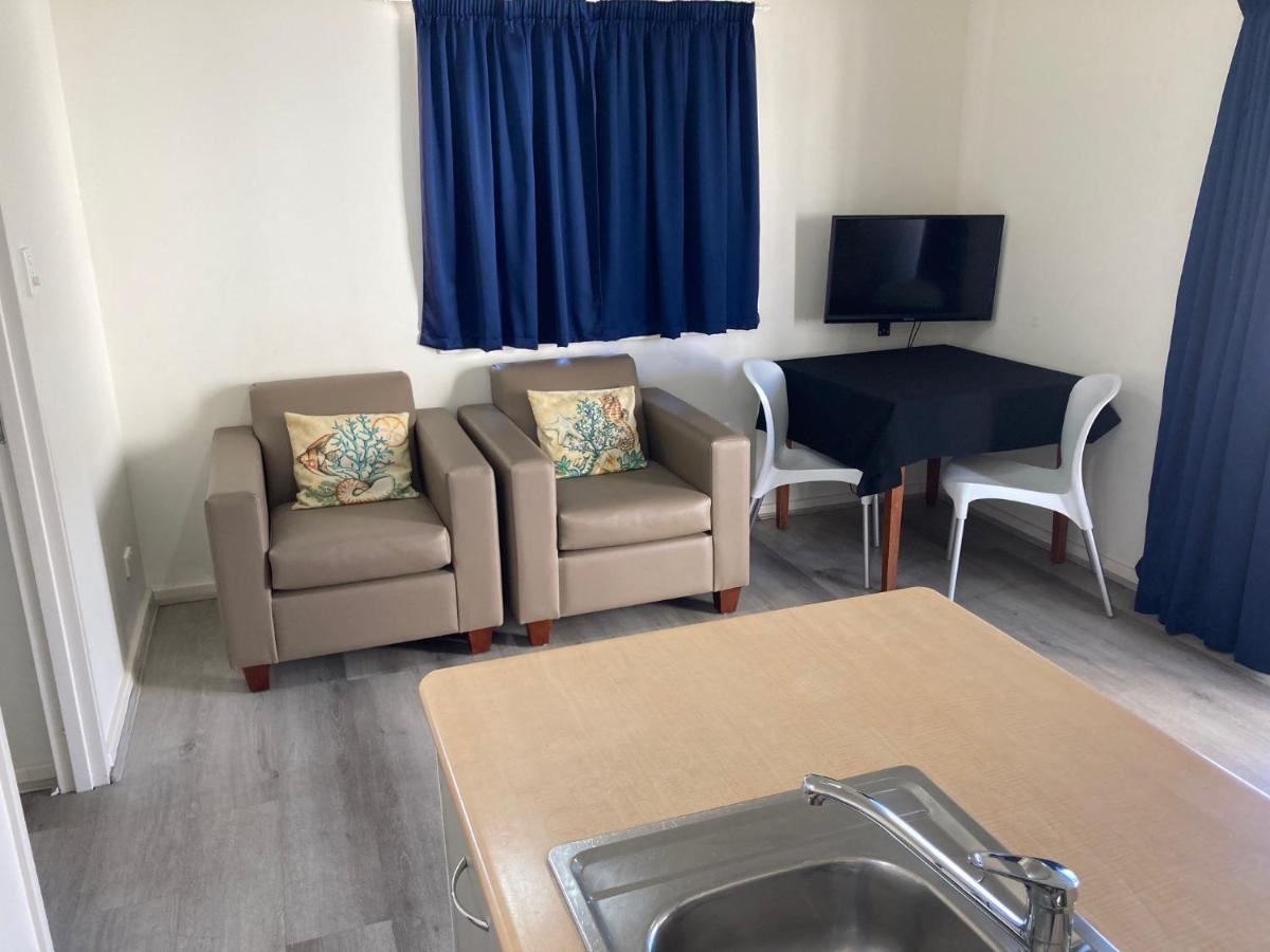 Oceanside Village Denham Bagian luar foto