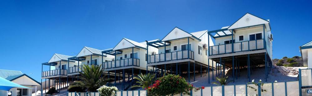 Oceanside Village Denham Bagian luar foto