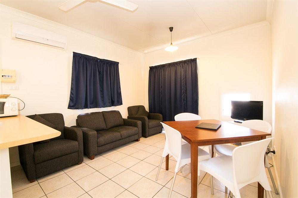 Oceanside Village Denham Bagian luar foto