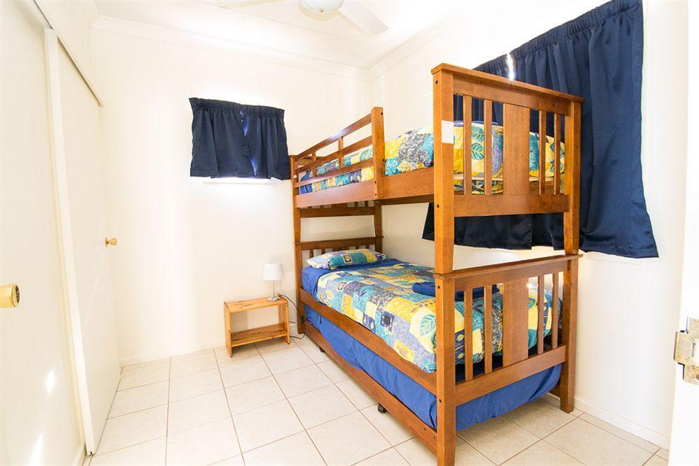 Oceanside Village Denham Bagian luar foto