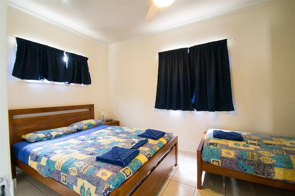 Oceanside Village Denham Bagian luar foto