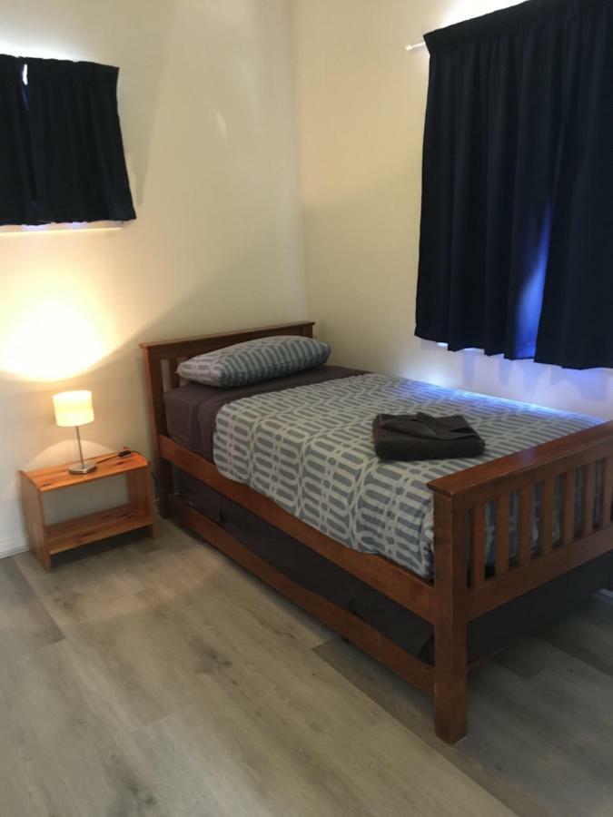 Oceanside Village Denham Bagian luar foto